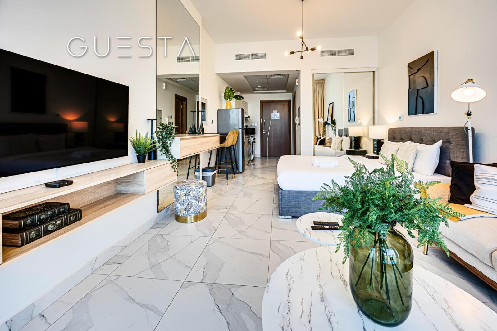 Apartment Binghatti Millennium - Burj Khalifa & Canal Views, Business Bay *