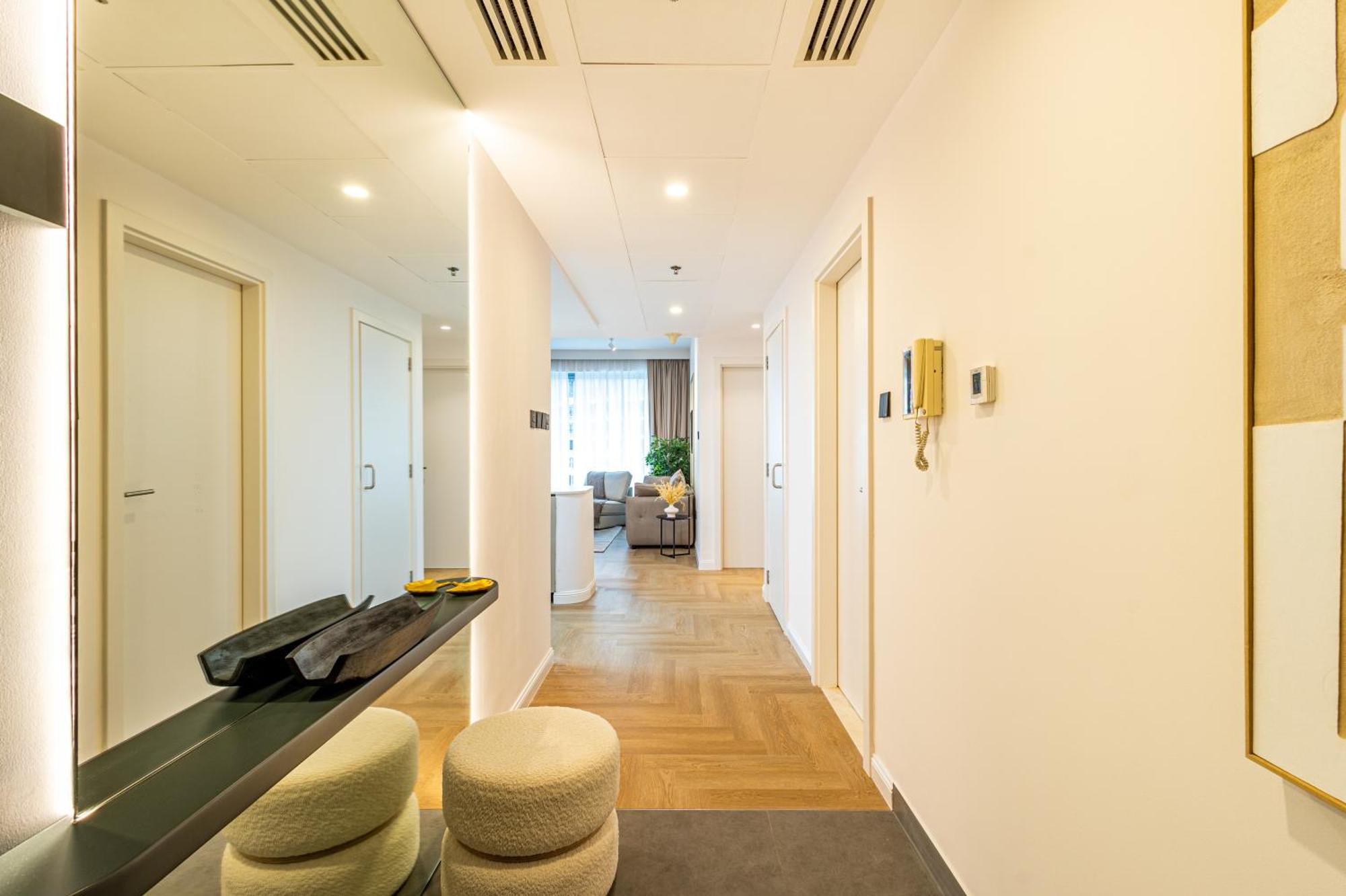 Luxurious - Ultra Modern - Premium Design - 5 Min Walk From Burj Khalifa - Heart Of Downtown - Opera Views *
