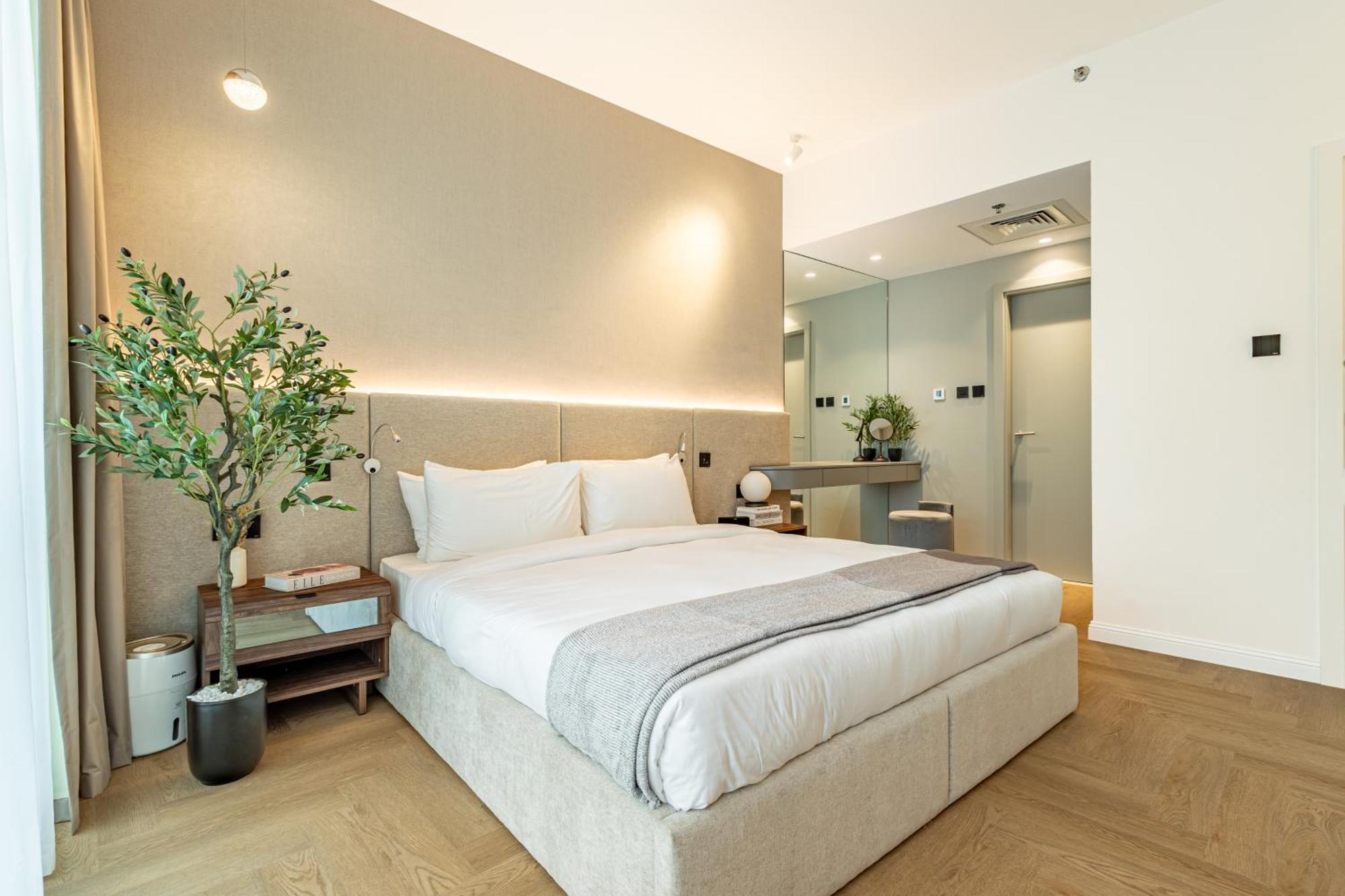 Apartment Luxurious - Ultra Modern - Premium Design - 5 Min Walk From Burj Khalifa - Heart Of Downtown - Opera Views *