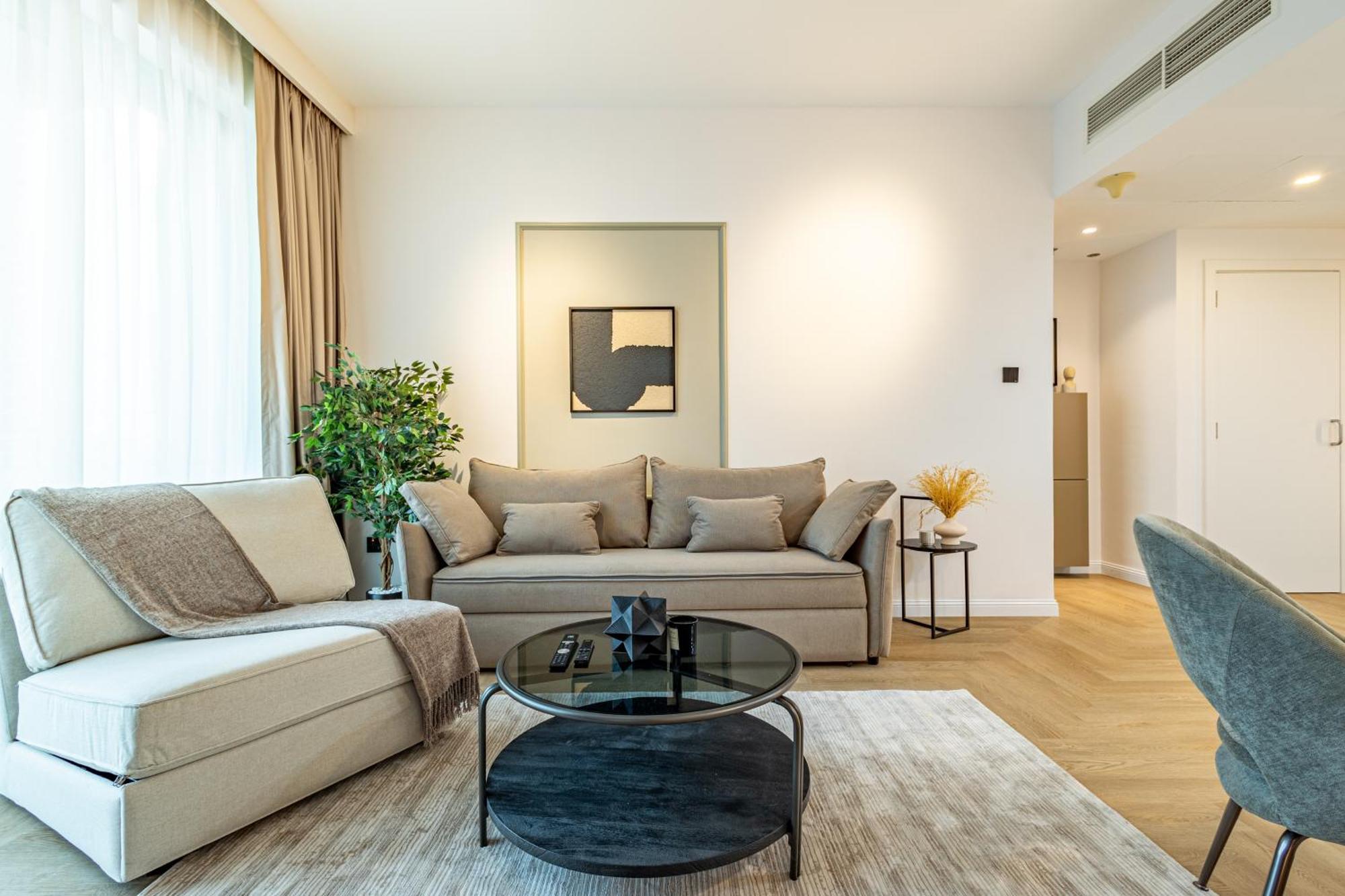 Luxurious - Ultra Modern - Premium Design - 5 Min Walk From Burj Khalifa - Heart Of Downtown - Opera Views Apartment Dubai