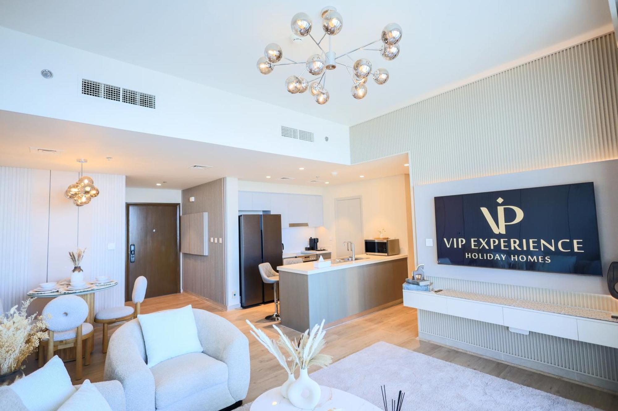 Vip Experience Downtown At Forte- Sea View- Modern Luxury Dubai