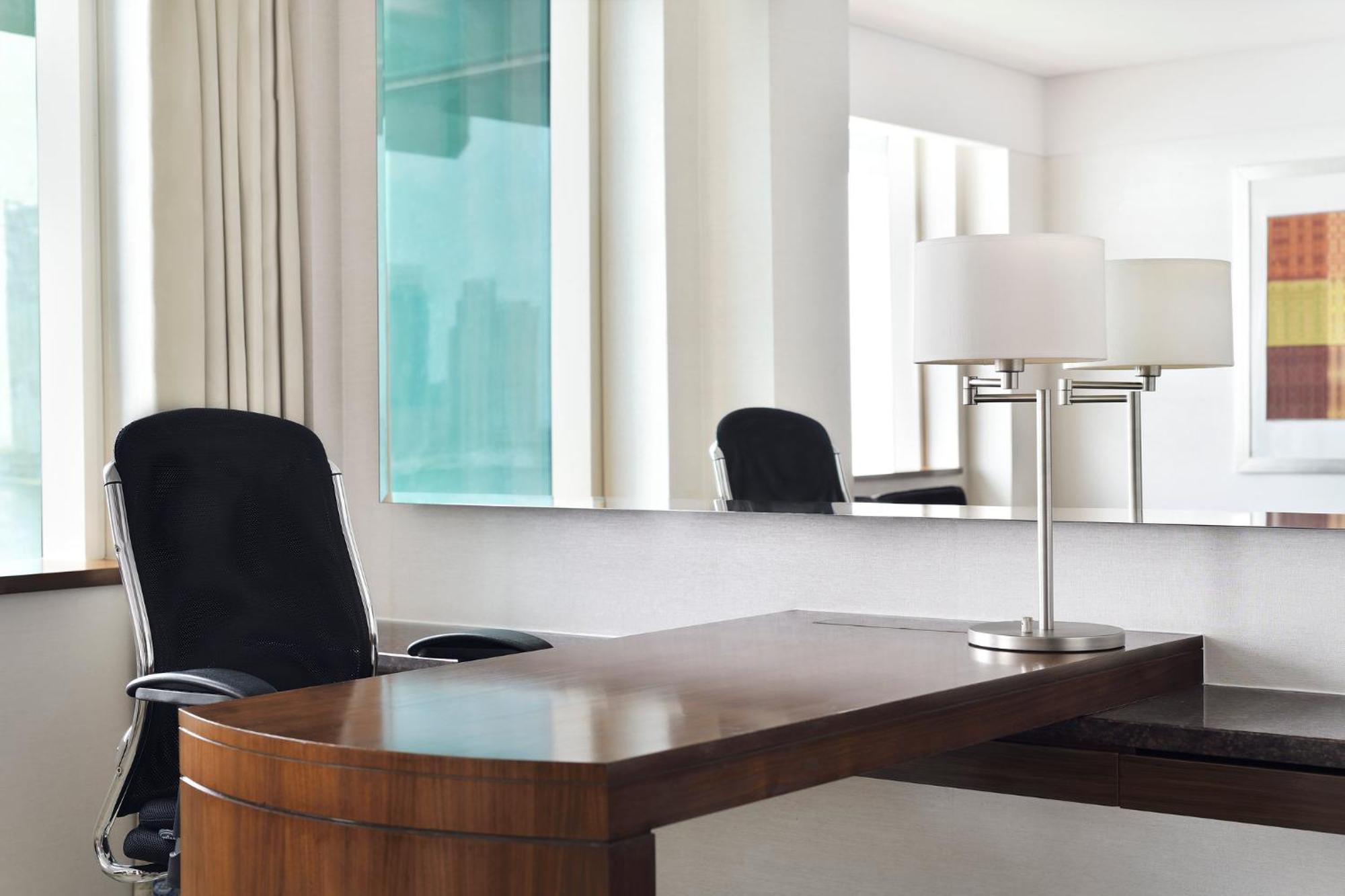 Crowne Plaza Festival City Hotel 5*
