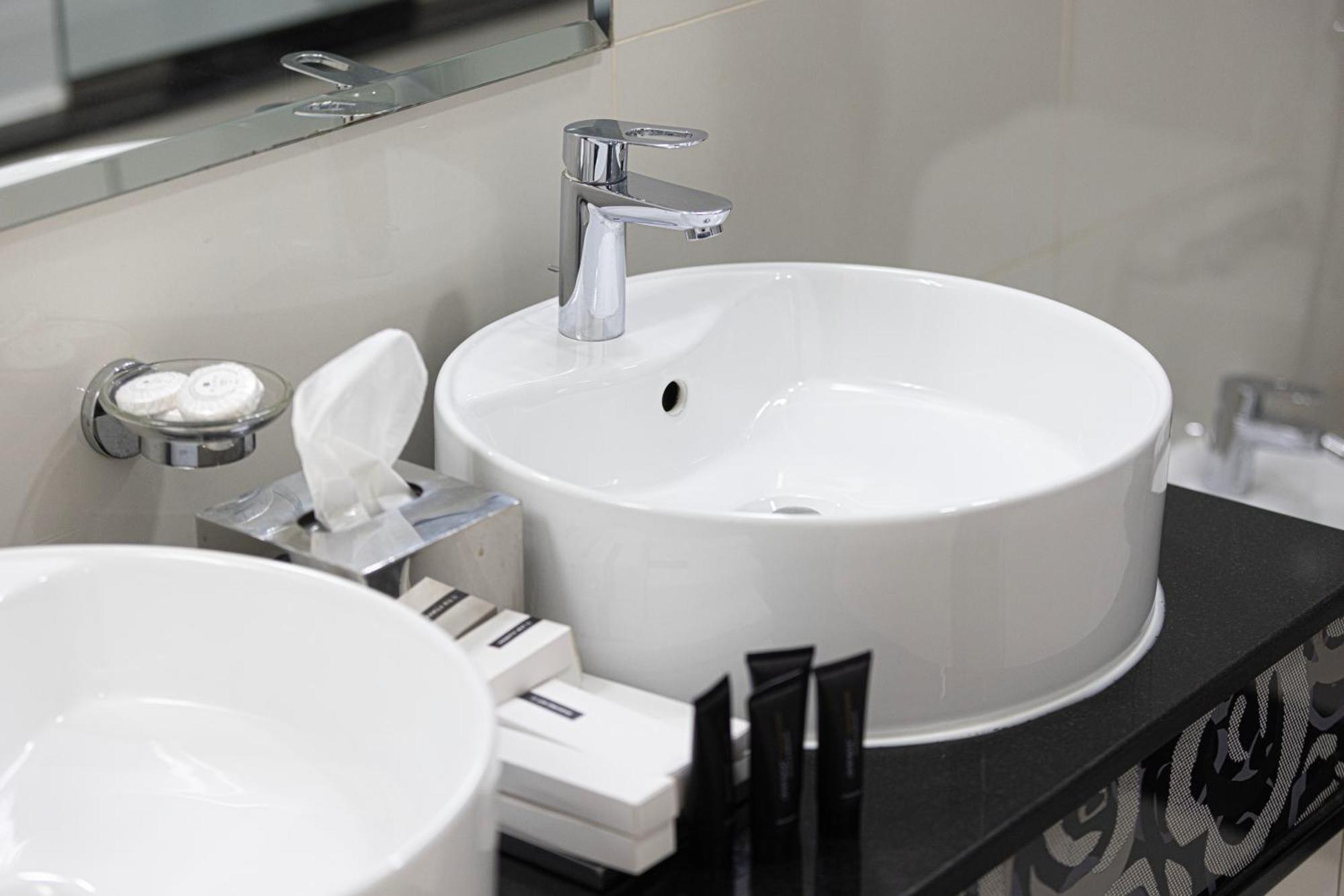 Apartment Damac Maison Mall Street 2 Bedroom Deluxe Apartment, 1 Minute Walk To Mall
