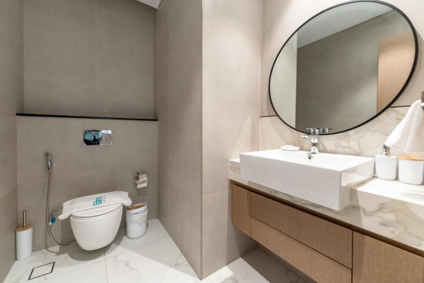 Fam Living - Elegant In Azizi Greenfield