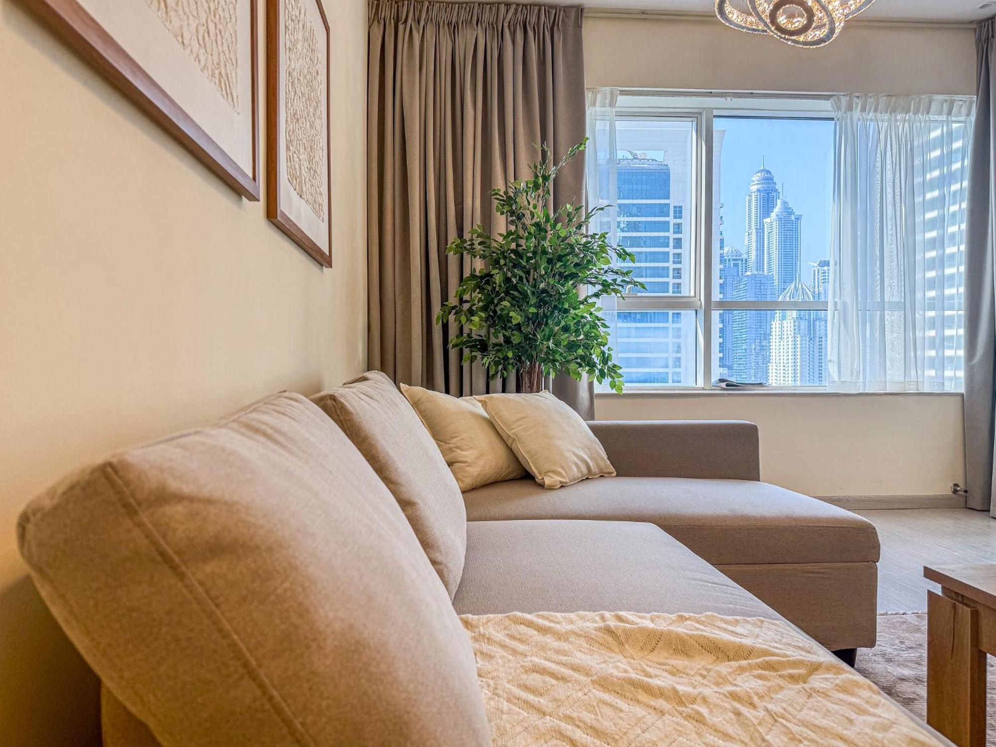 Apartment Dreamshoma -1b Spacious With A View