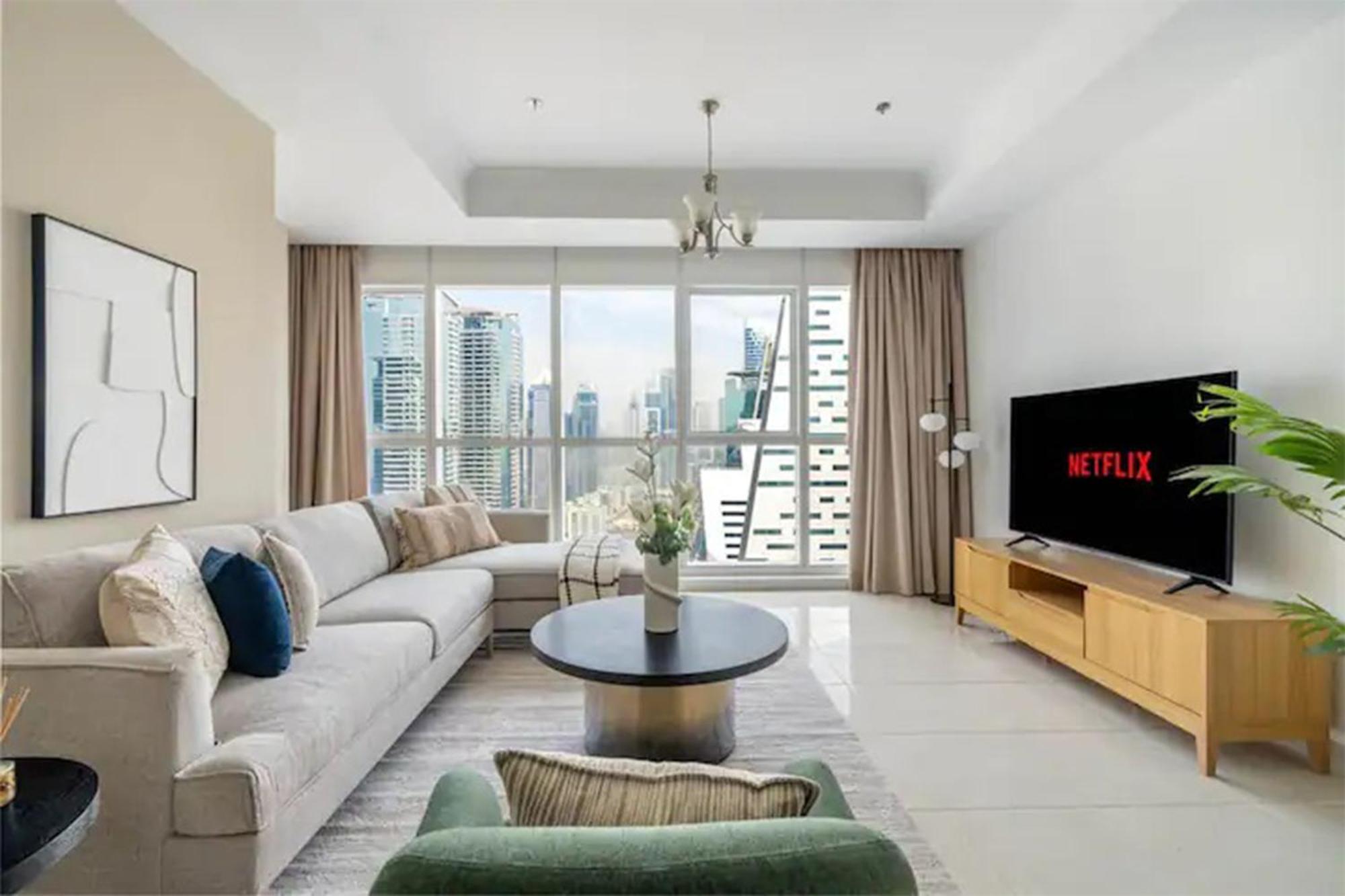Beautiful 1br On High Floor With Partial Sea View