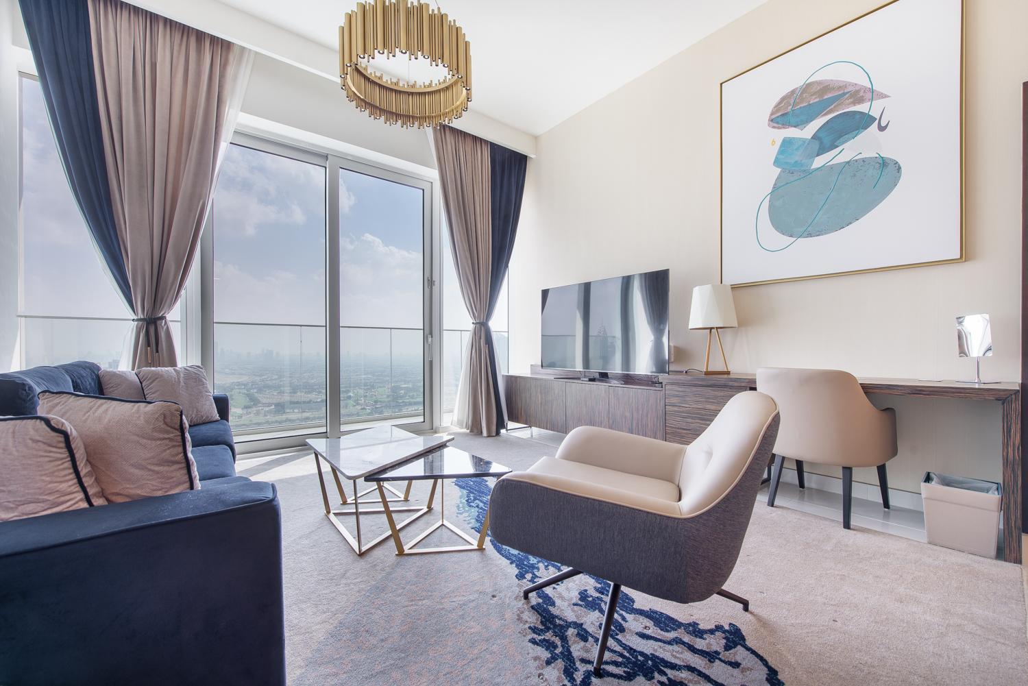 Apartment Golf Views In 30th Floor