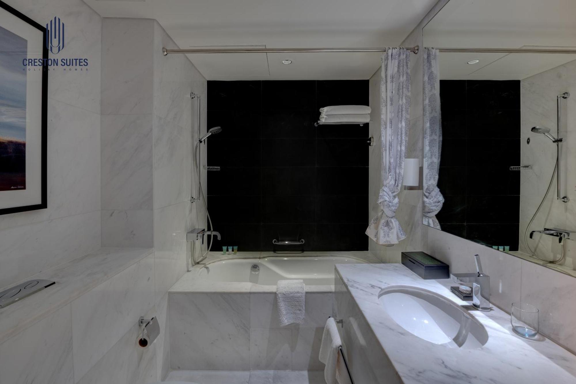 Creston Mall Residences Apartment