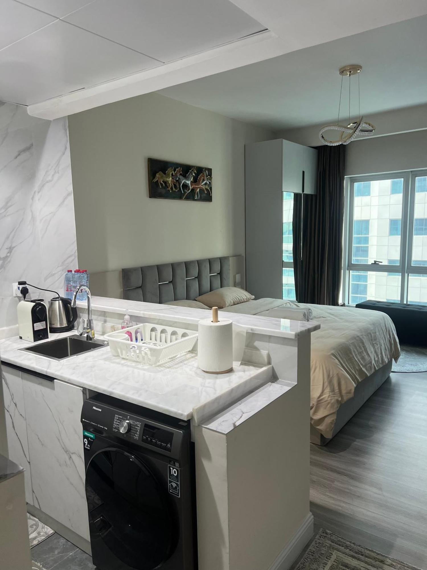 Marina Grand Metro Apartment Dubai