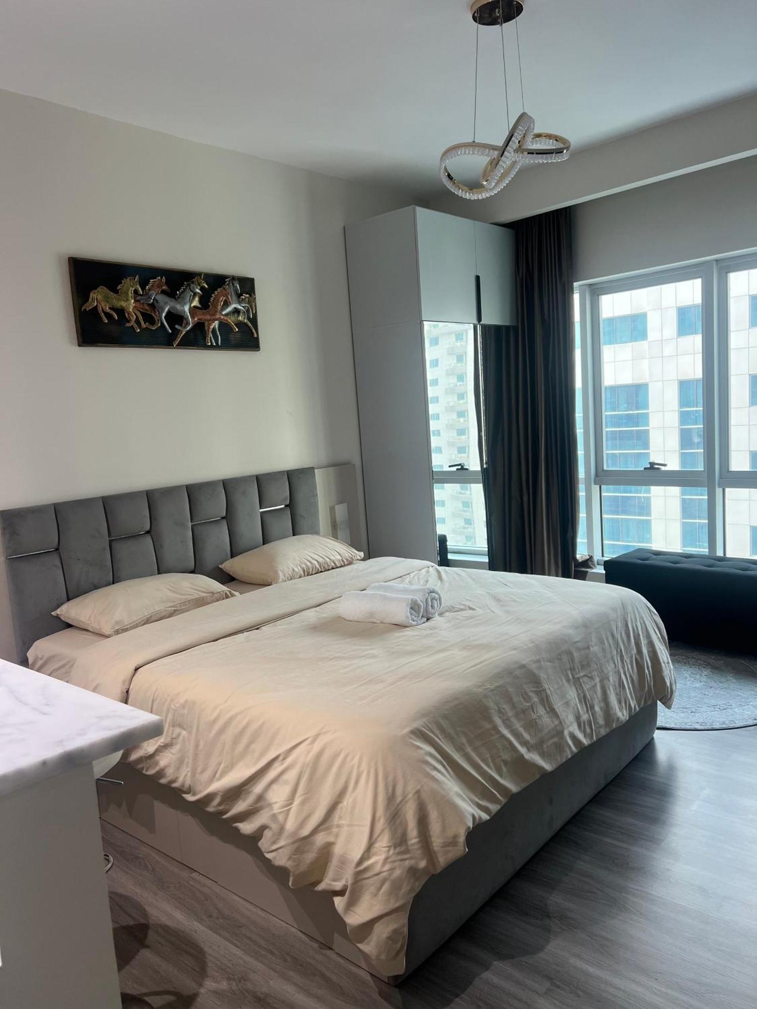 Apartment Marina Grand Metro Dubai