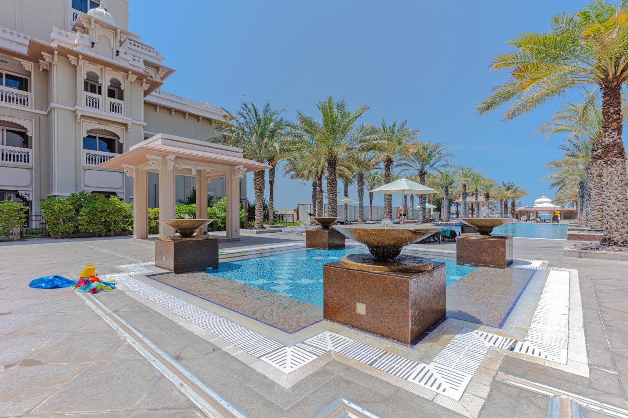 Spacious New 2 Bdr, Pool And Access Apartment *