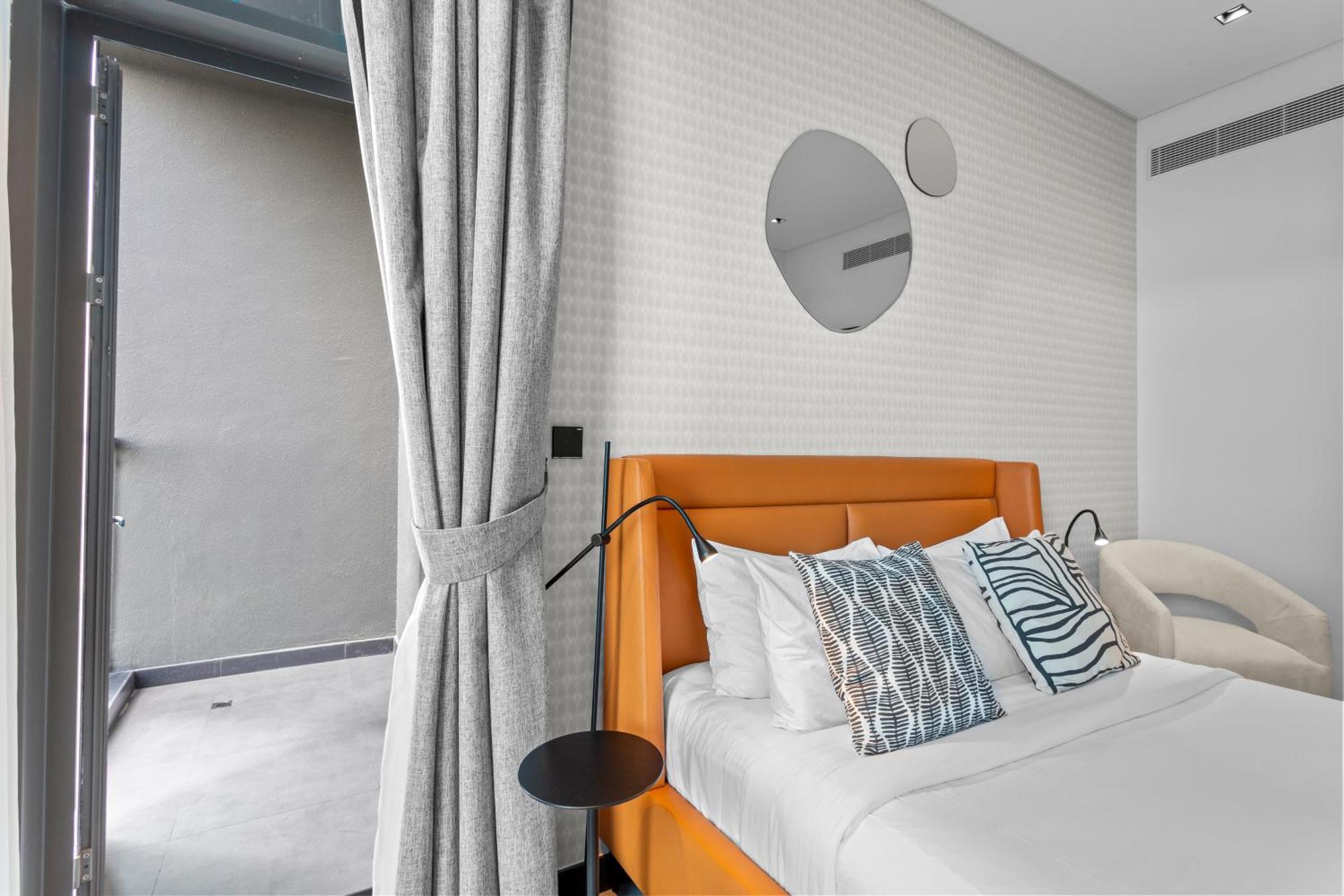 Apartment Luxe Living 1 Bedroom With Canal View