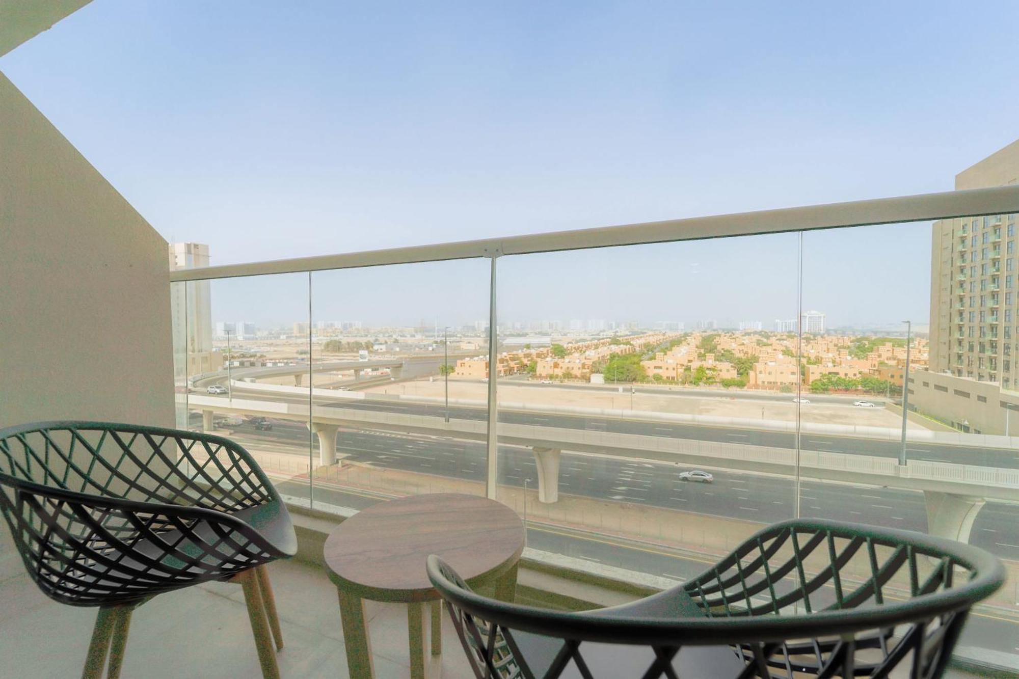 Tranquil In Al Furjan Deleguest * Dubai