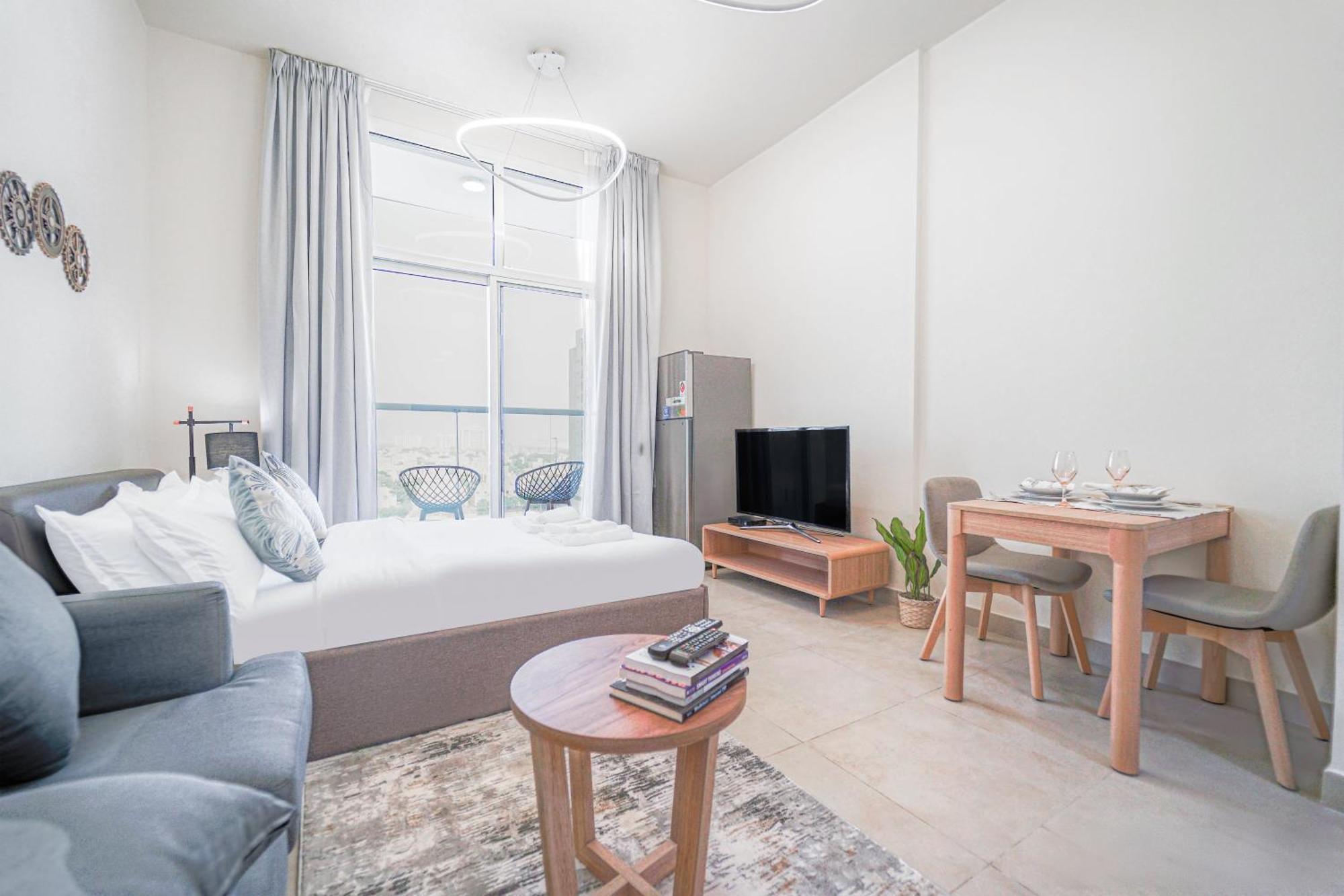 Tranquil In Al Furjan Deleguest Apartment *
