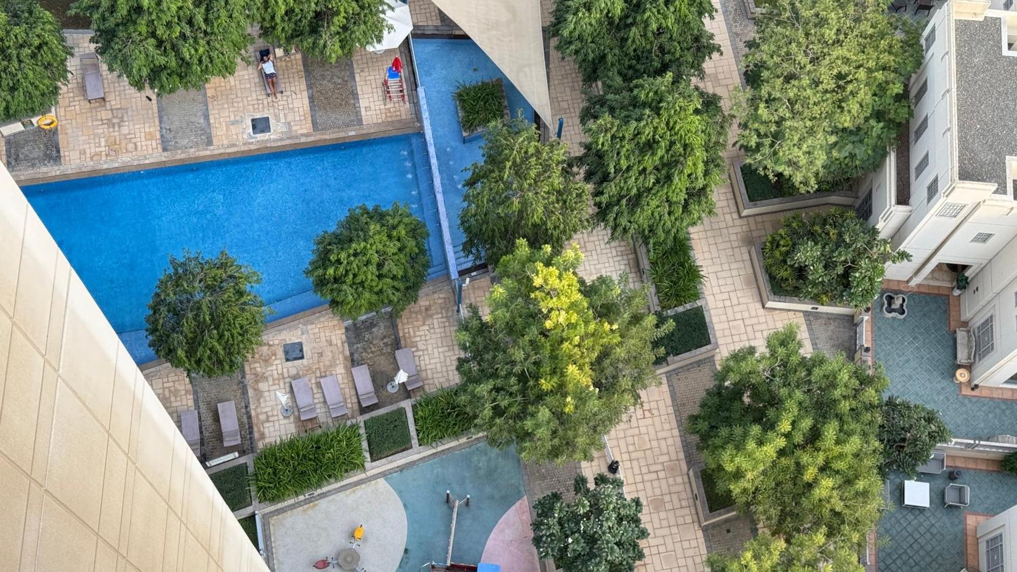 Magnificent - Spacious New 2br In Downtown * Dubai