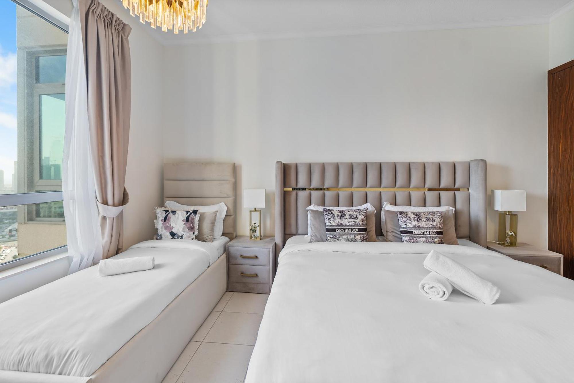 Magnificent - Spacious New 2br In Downtown Apartment Dubai