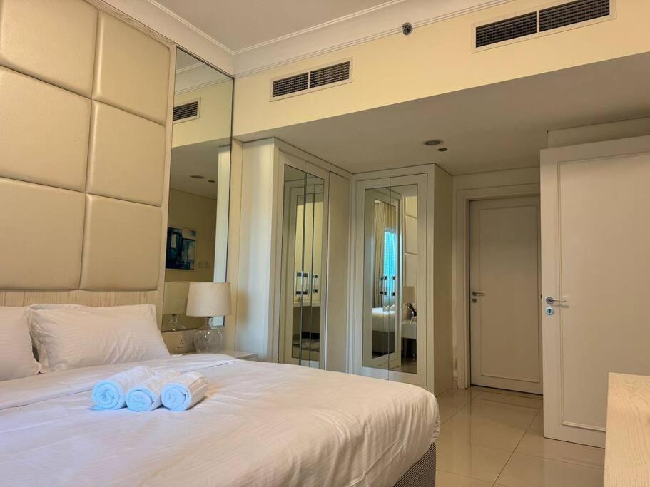 Royal Sky By Damac Maison Mall Street