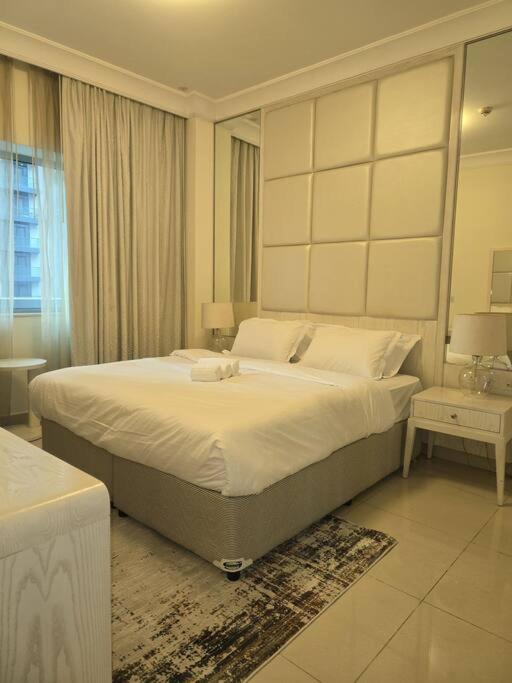 Royal Sky By Damac Maison Mall Street Dubai