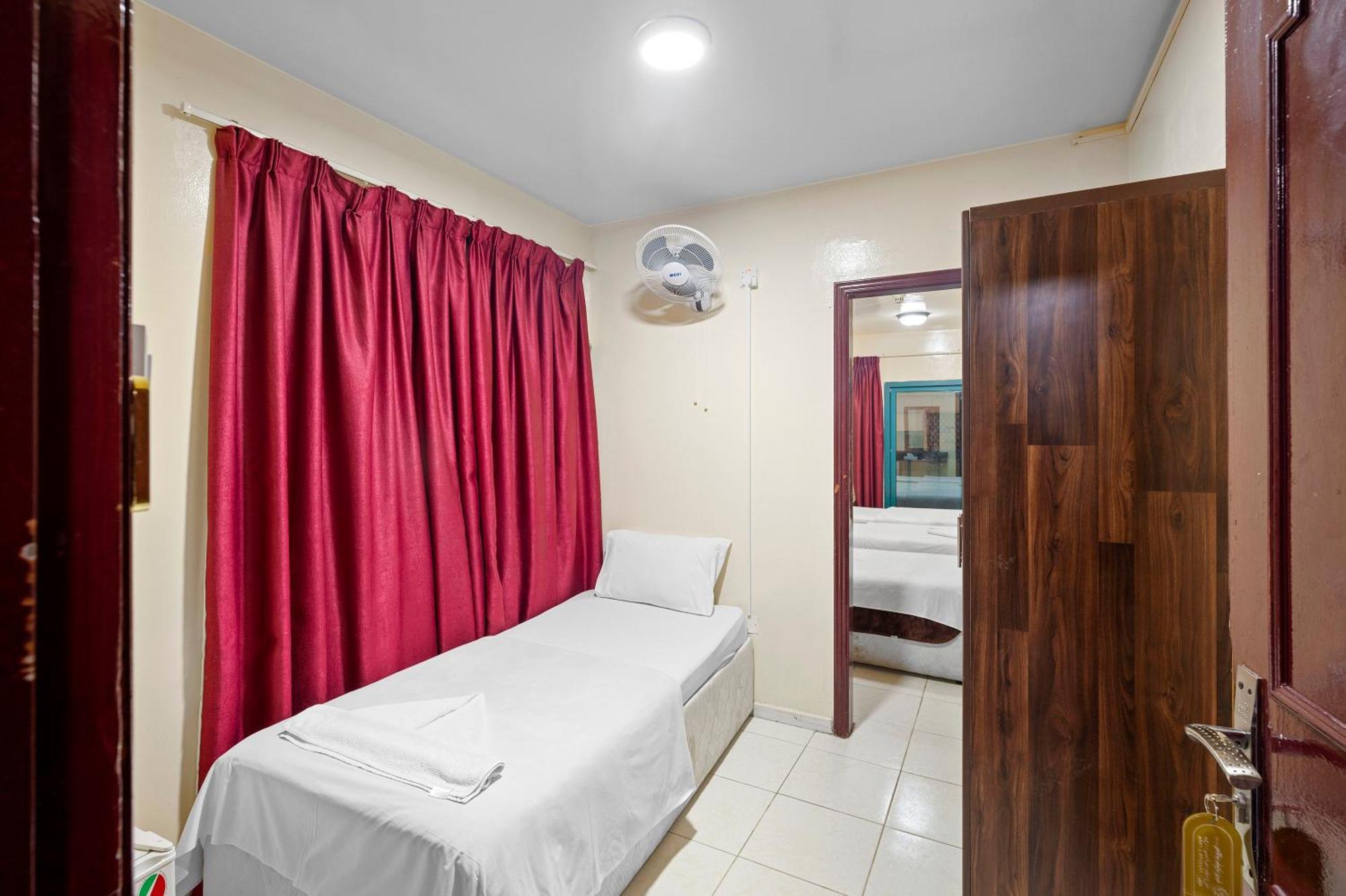 Hotel Naif Palace