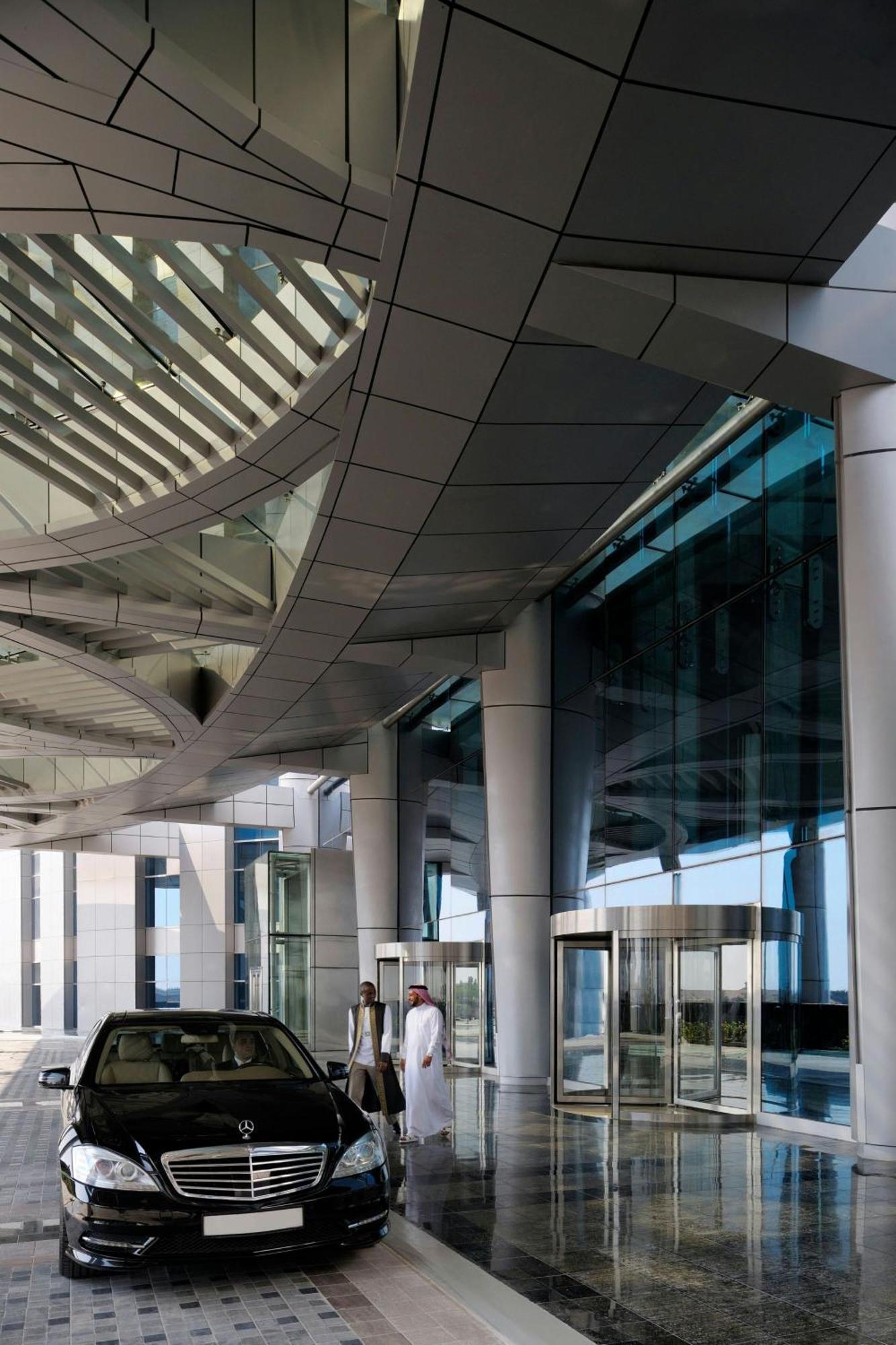 Jw Marriott Marquis Hotel 5*