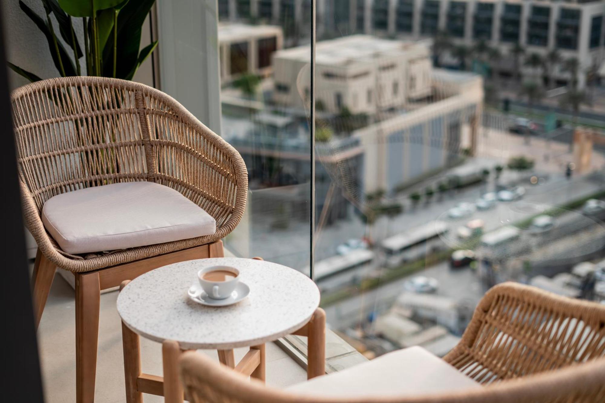 Luxury 1-bedroom In Downtown I Walk To Mall And Fountains * Dubai