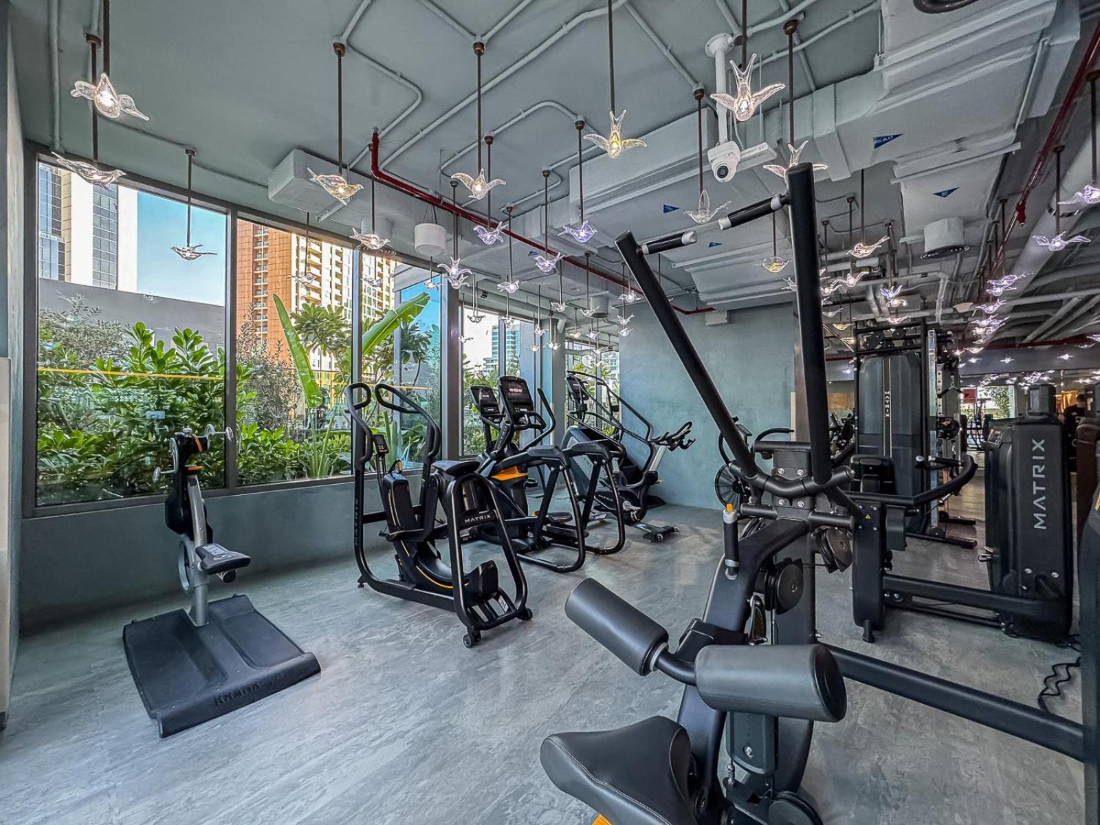Charming With Sauna, Gym, Kid's Playground Apartment