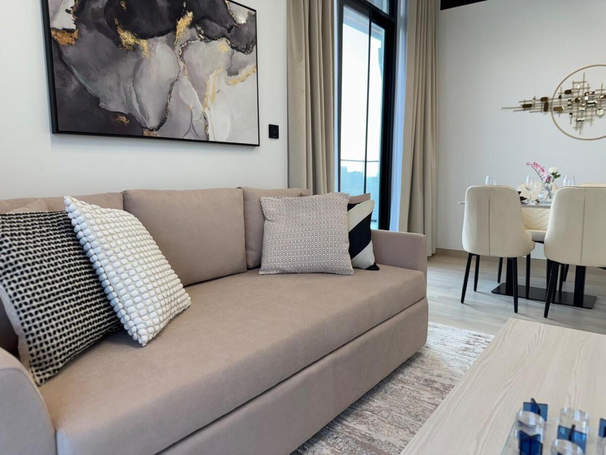 Apartment Ashri Hh Spacious In Jvc, Binghatti Luna Dubai