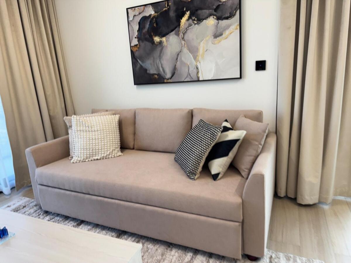 Ashri Hh Spacious In Jvc, Binghatti Luna * Dubai