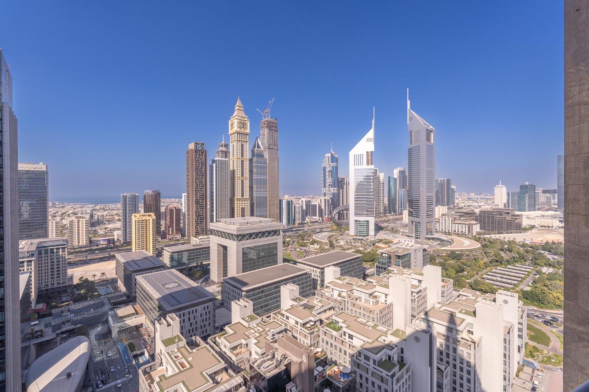 In Difc That Sleeps 4 Comfortably Apartment