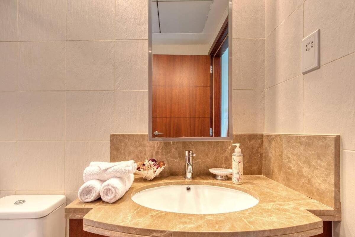 Apartment Stylish 2 Bedroom Opera View In Downtown Sp2013