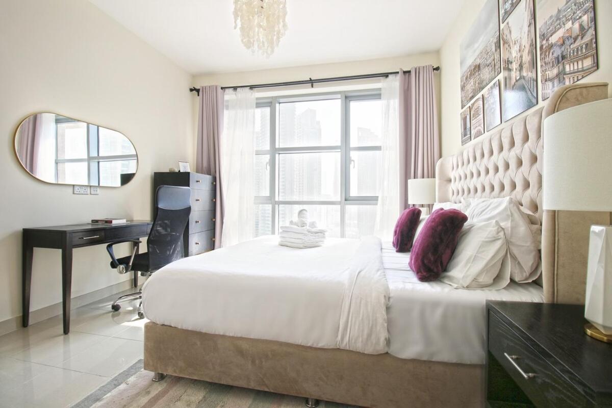 Stylish 2 Bedroom Opera View In Downtown Sp2013 * Dubai