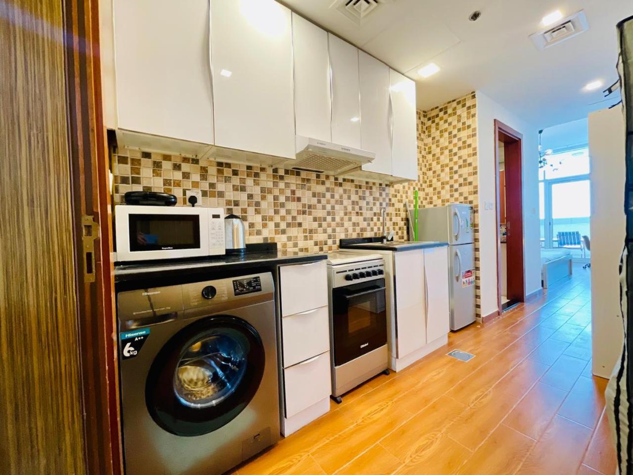 Apartment In Jumeriah Village Triangle District 2 *