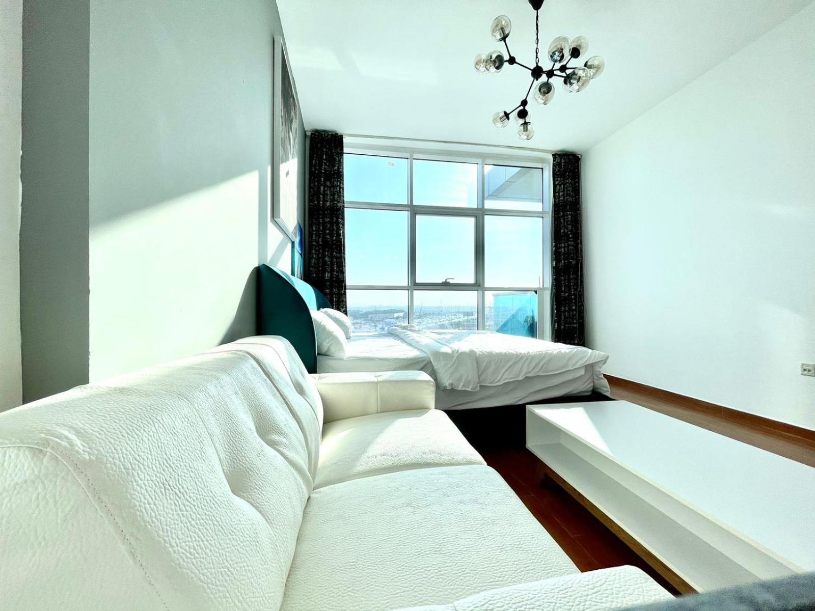 In Jumeriah Village Triangle District 2 Apartment