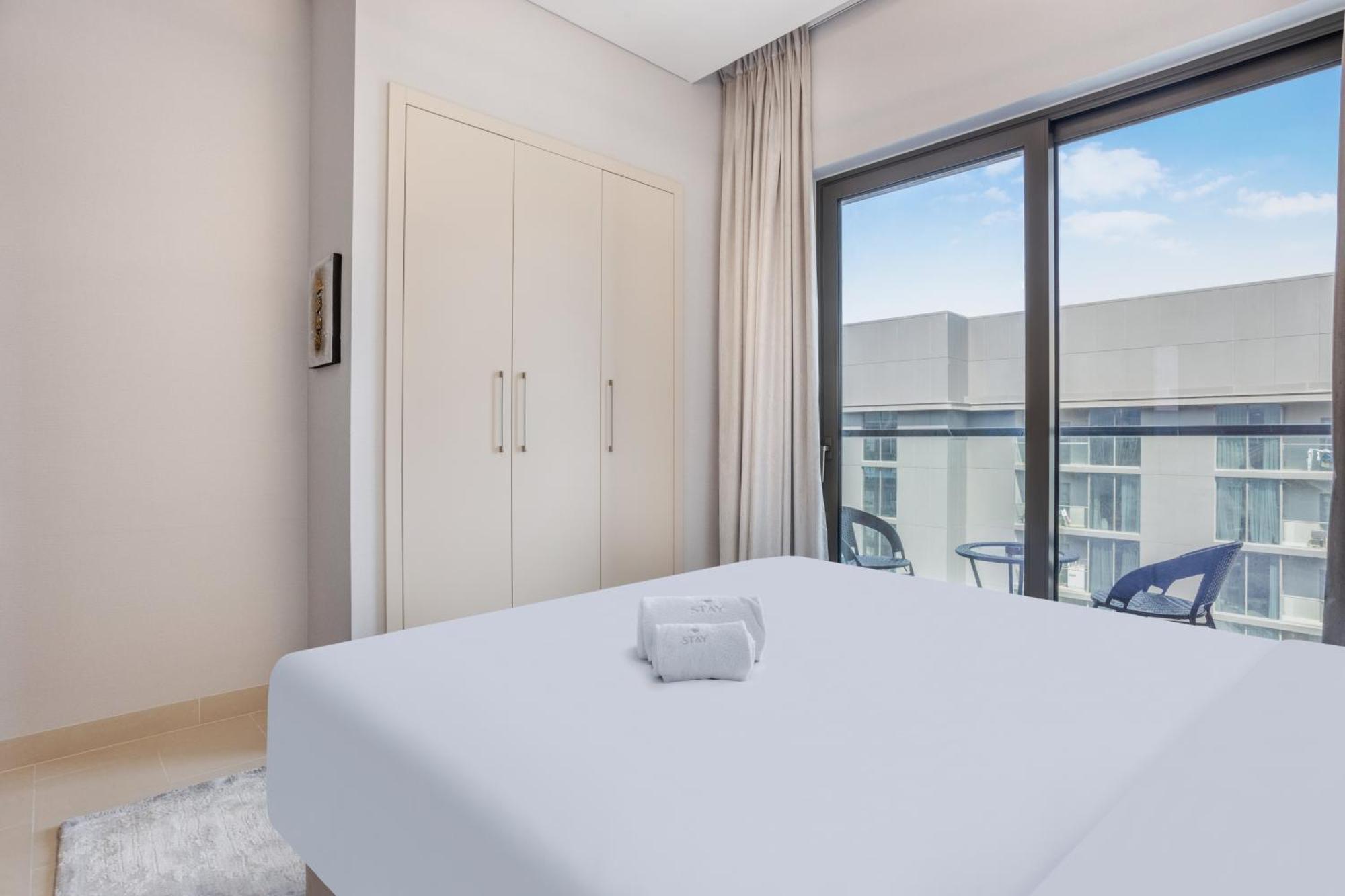 Apartment By Latinem Luxury 1br Cv A2807 Near Mall *