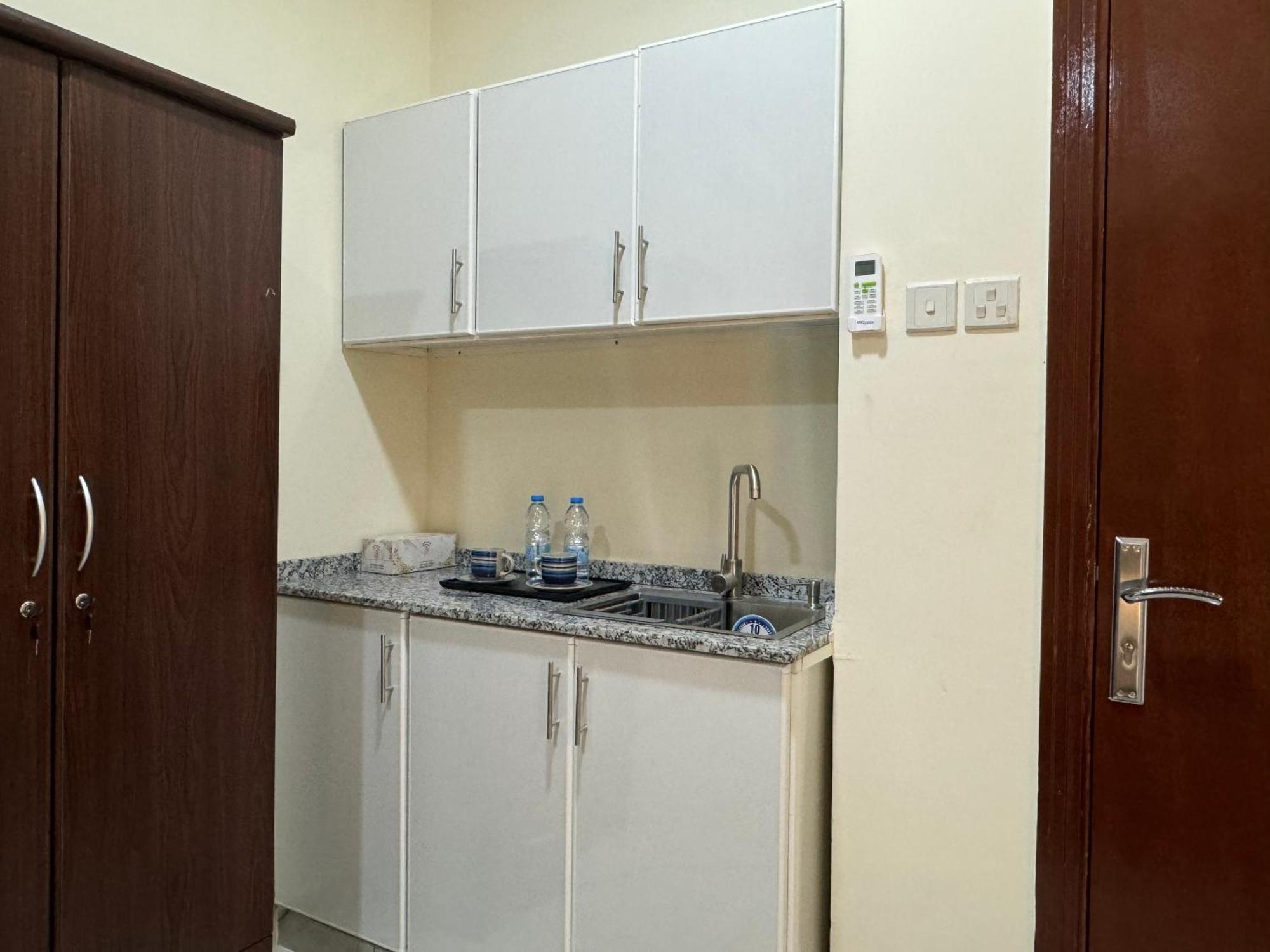 Homestay Furnished Private Near Union Metro Station *