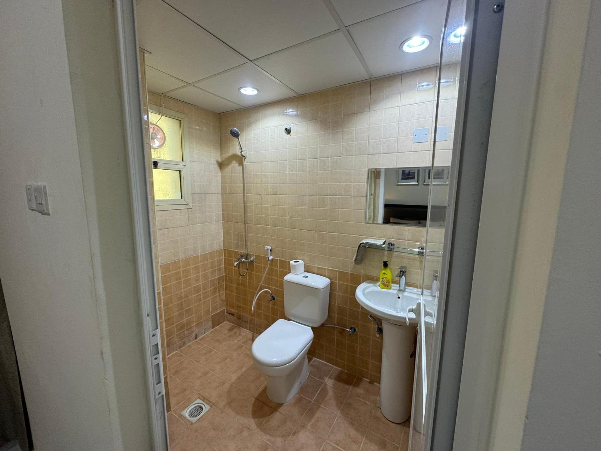 Furnished Private Near Union Metro Station Homestay