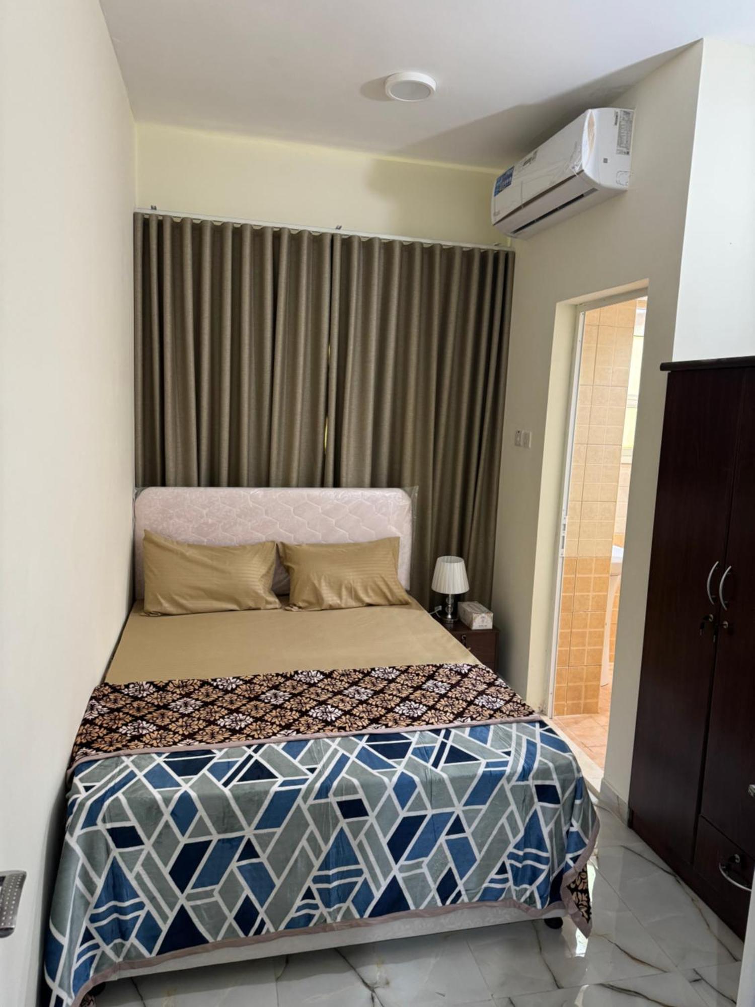 Furnished Private Near Union Metro Station Homestay *