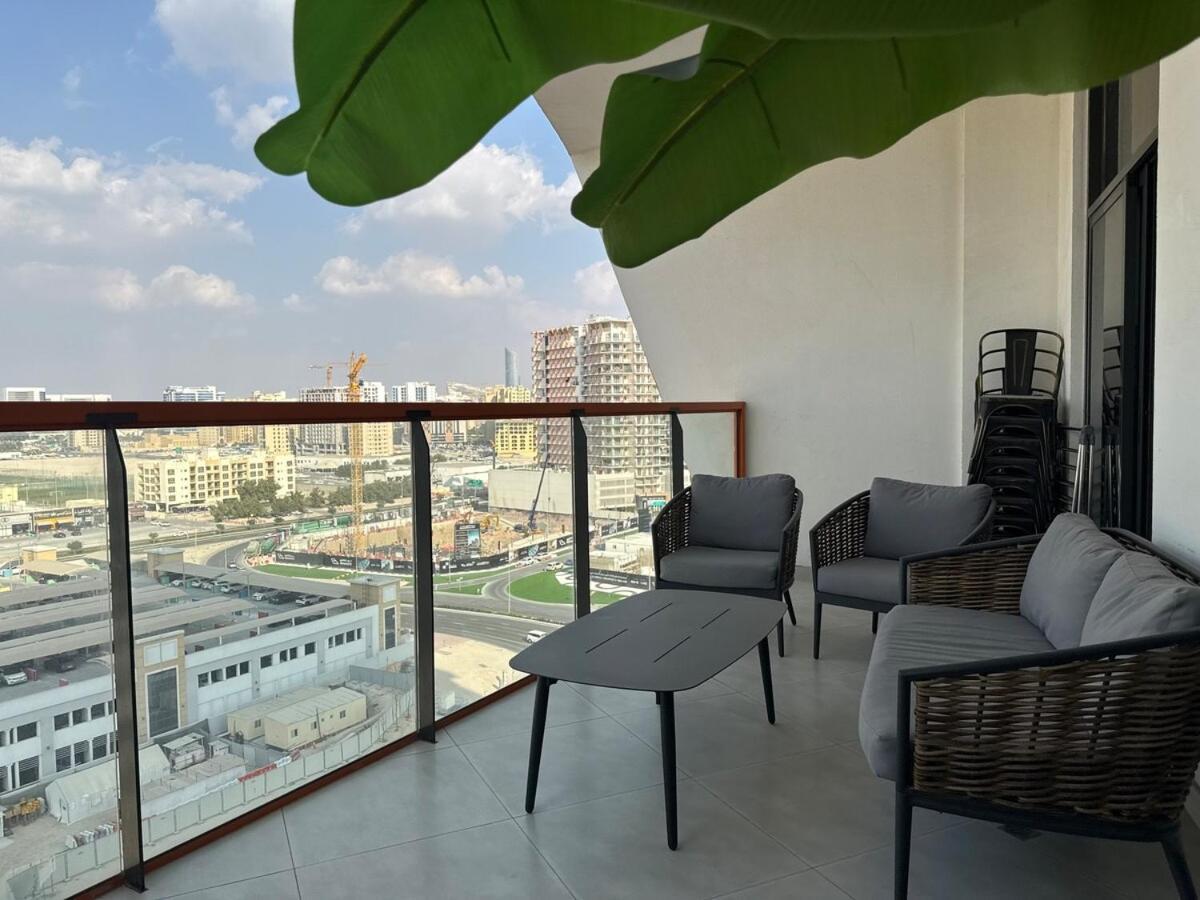 Ashri Hh Elegant Apr In Binghatti Avenue Jaddaf Apartment *