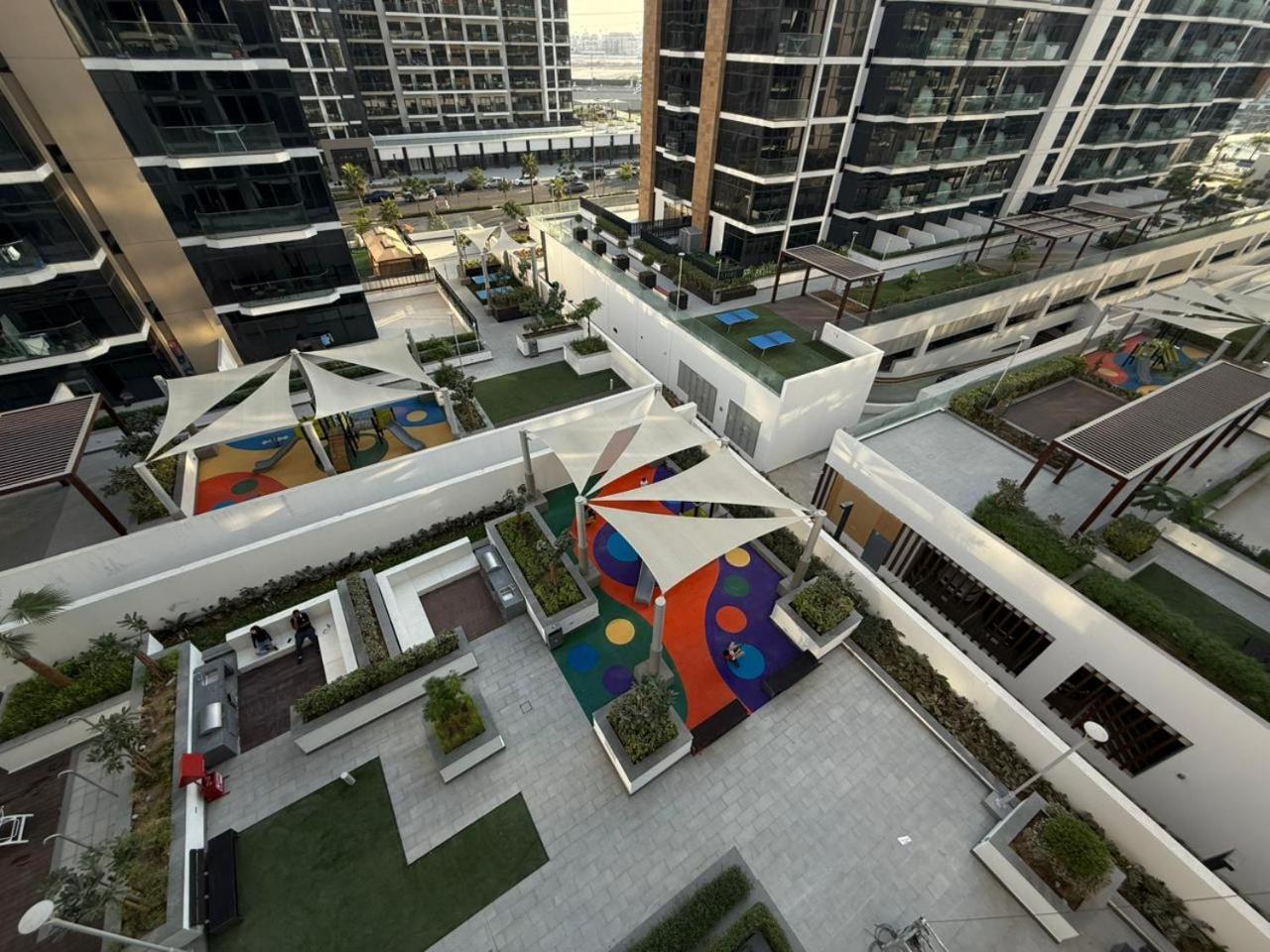 Apartment Cozy 01 Bhk With Balcony *