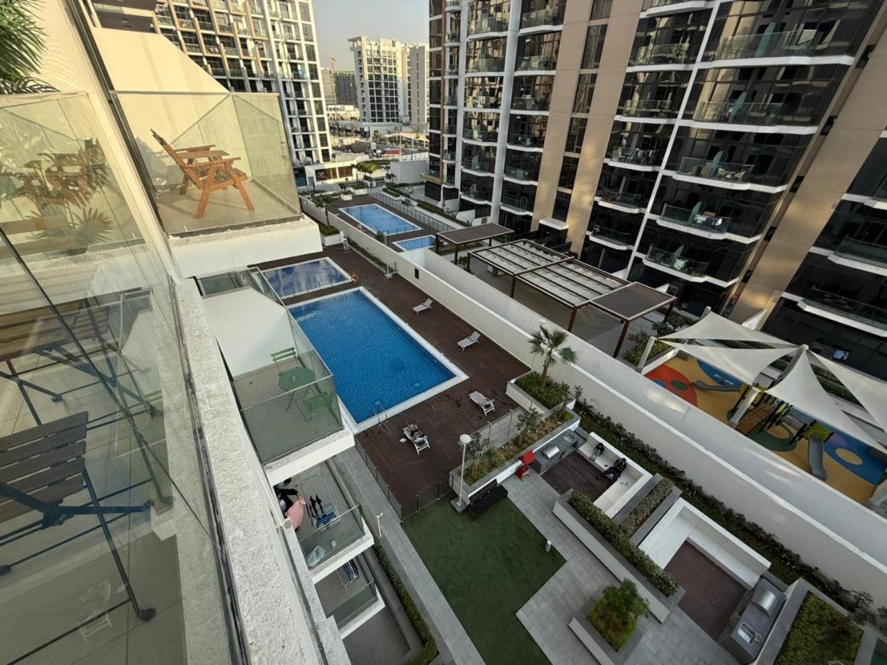 Apartment Cozy 01 Bhk With Balcony *