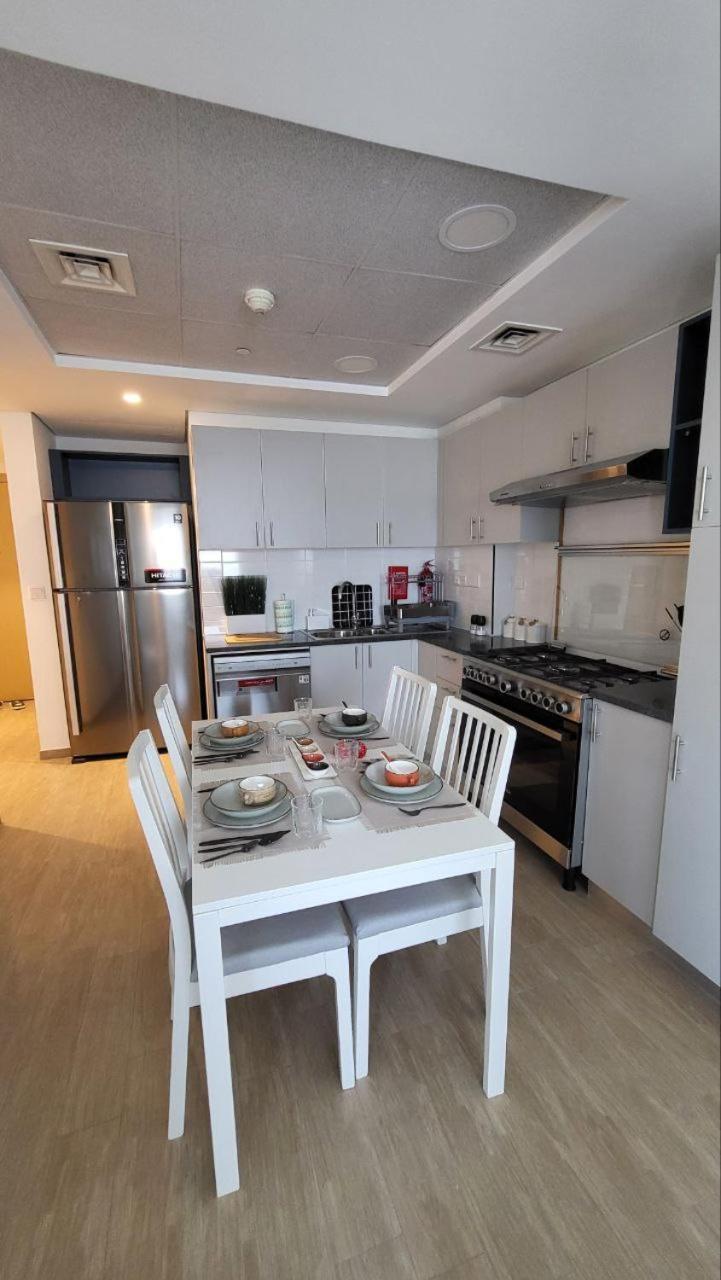 Modern 2br -5min To Metro-unit 211 *