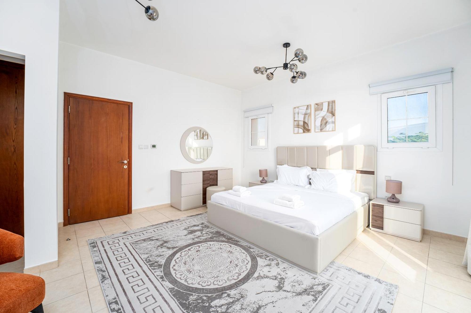 Idyllic Family Haven 3-bedroom With Study By Petals Homes