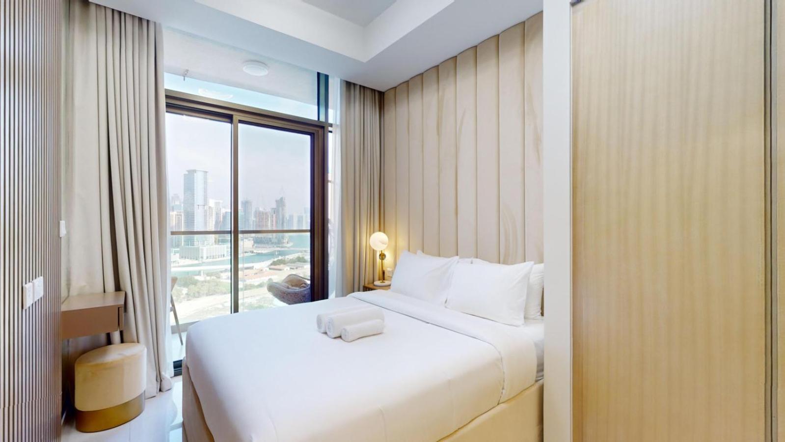 Aykon - Classy Two Bedroom In Business Bay Apartment