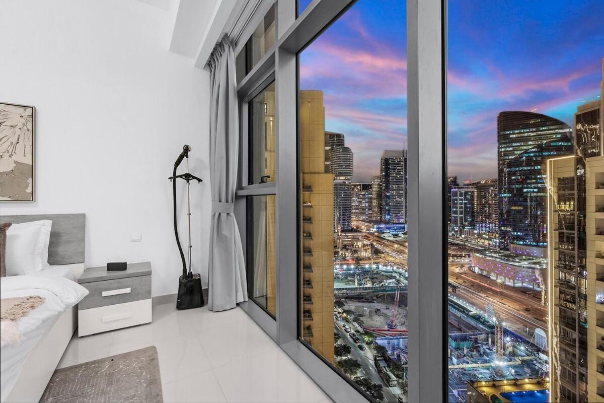First Class 1br Panoramic View Apartment Dubai