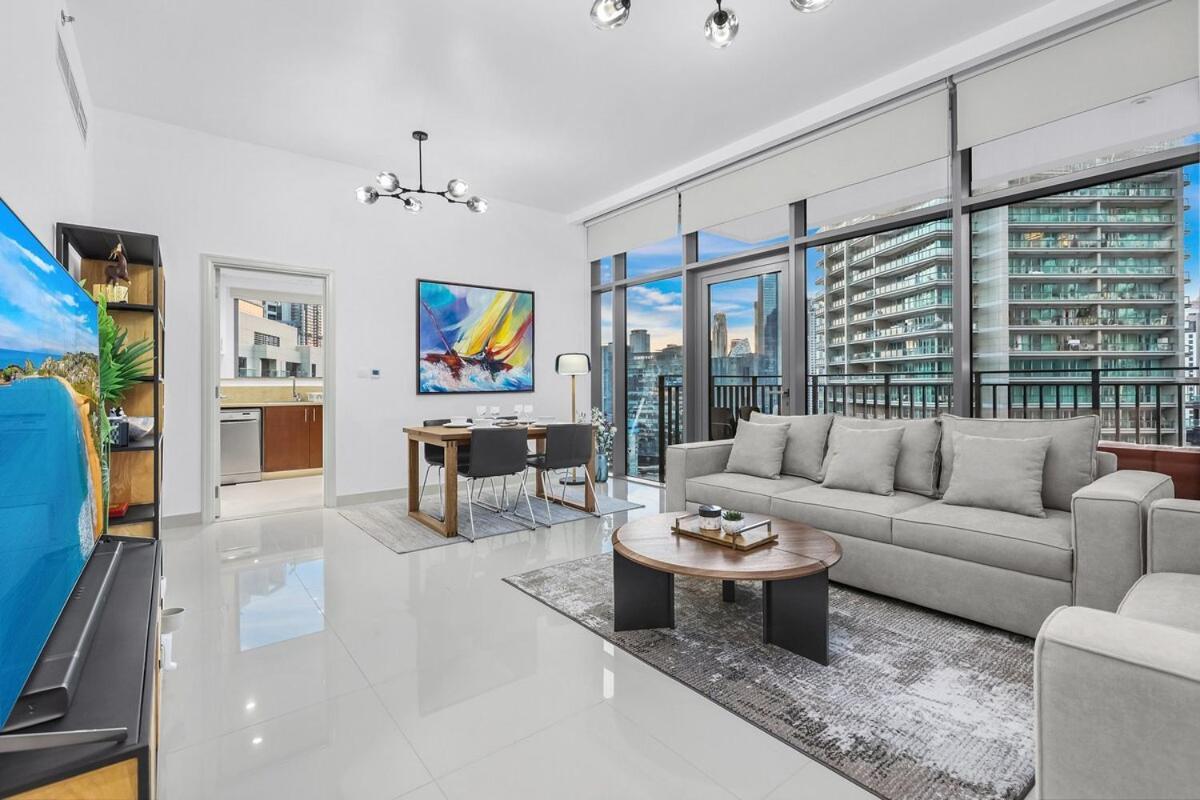 Apartment First Class 1br Panoramic View Dubai