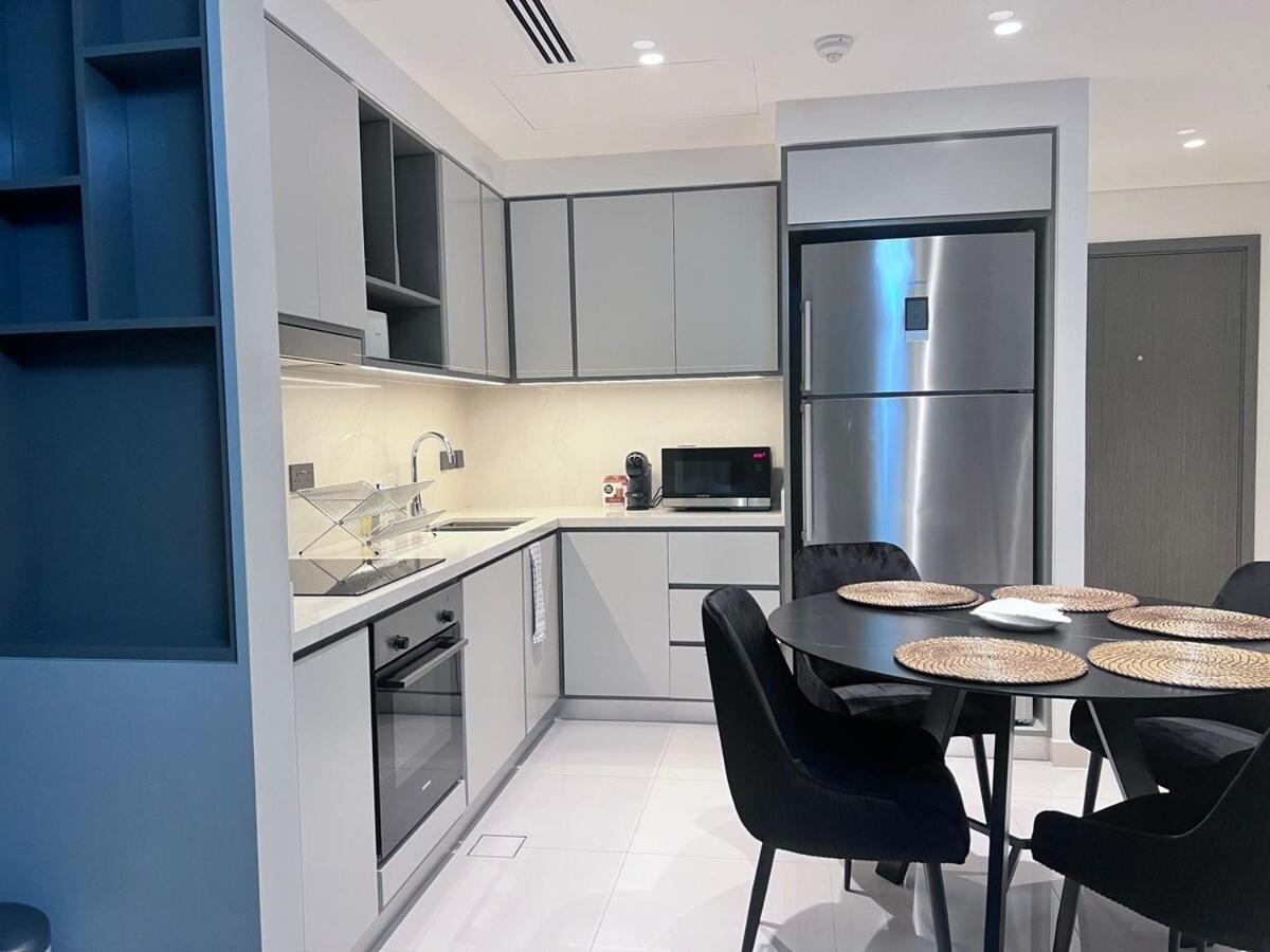 Apartment A Luxurious 2 Bedroom Emaar Beachfront In Palm Jumeirah