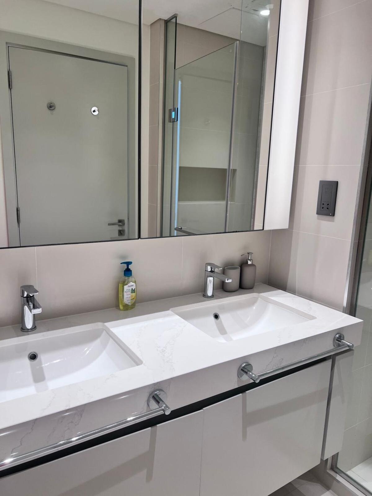Apartment A Luxurious 2 Bedroom Emaar Beachfront In Palm Jumeirah