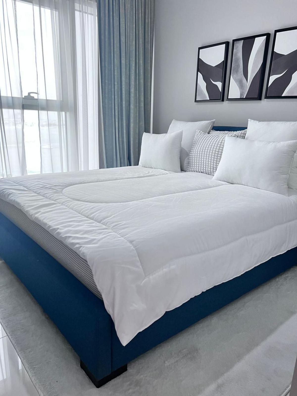 A Luxurious 2 Bedroom Emaar Beachfront In Palm Jumeirah Apartment