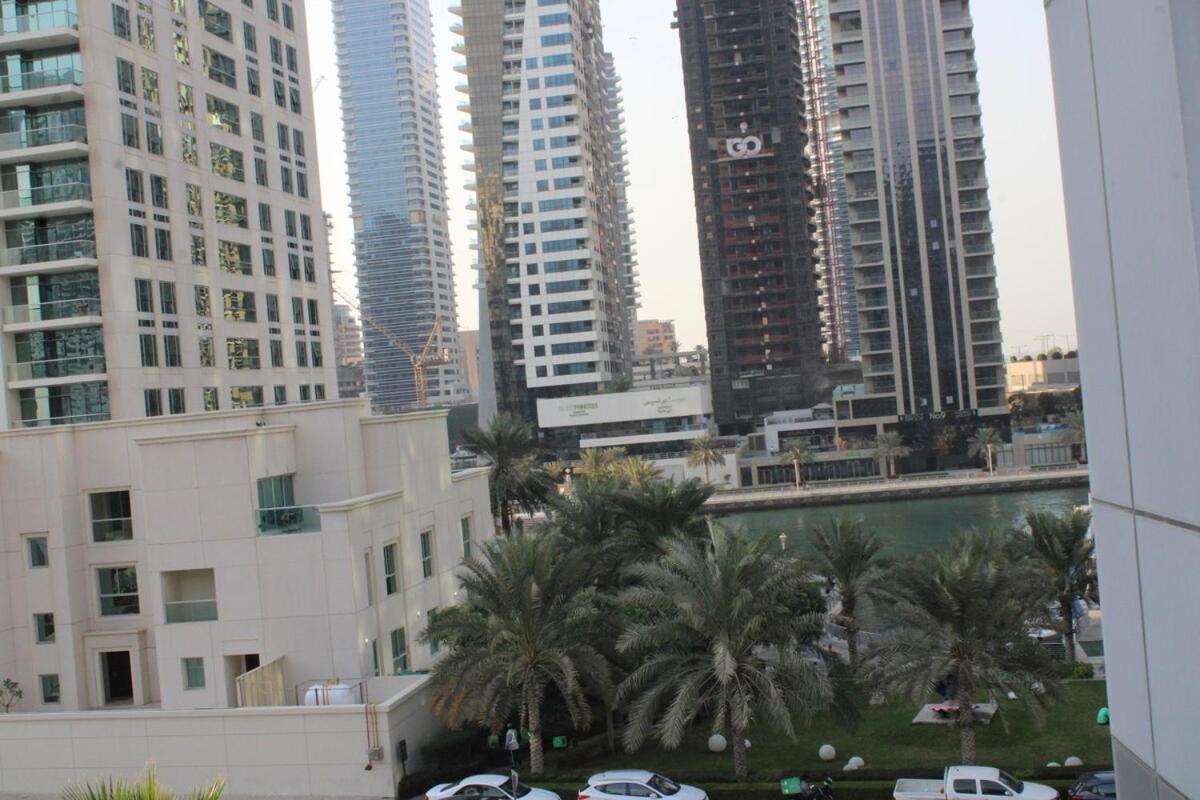 Apartment One Bed At A Great Location In Marina
