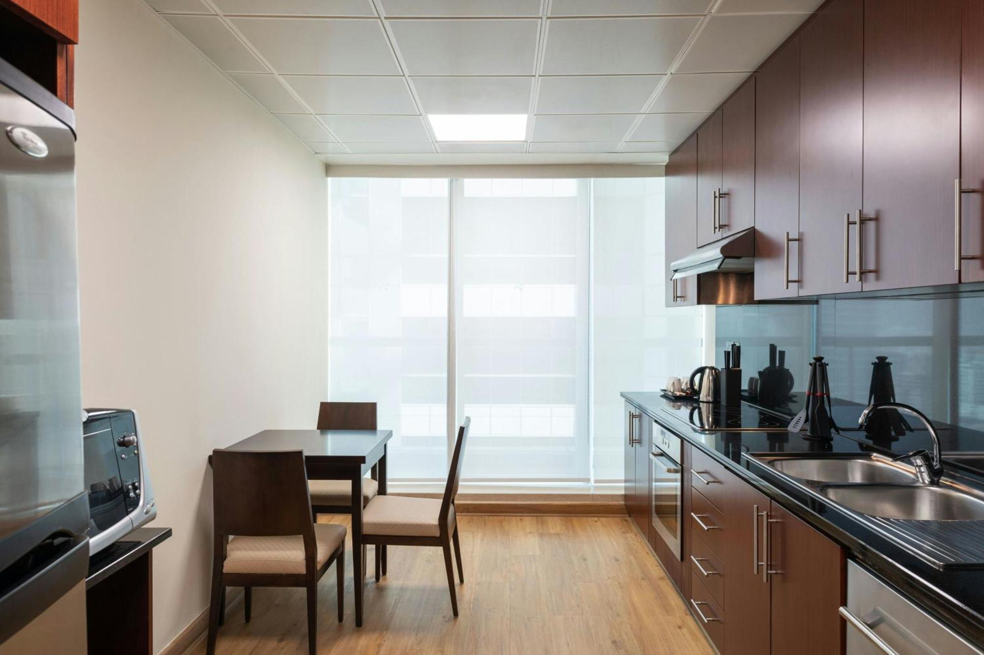 Four Points By Sheraton Sheikh Zayed Road Hotel Dubai